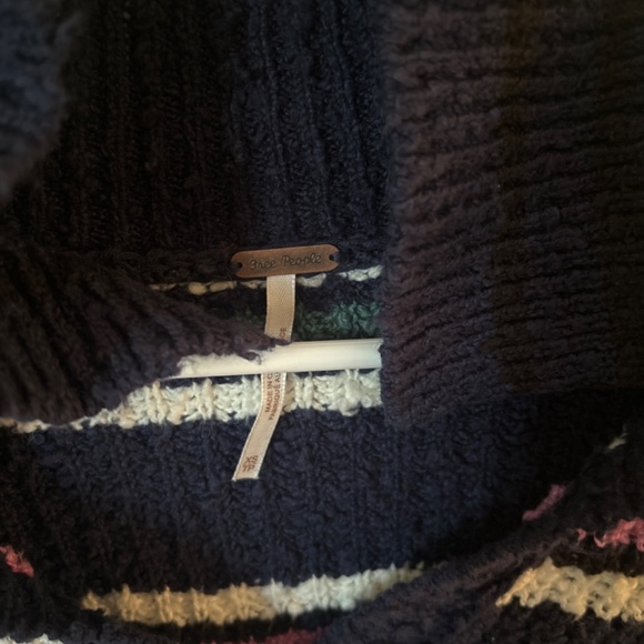 Free People sweater - Picture 2 of 4